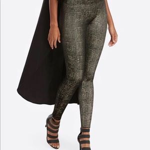 NWT Spanx Velvet Shine Leggings Size Large